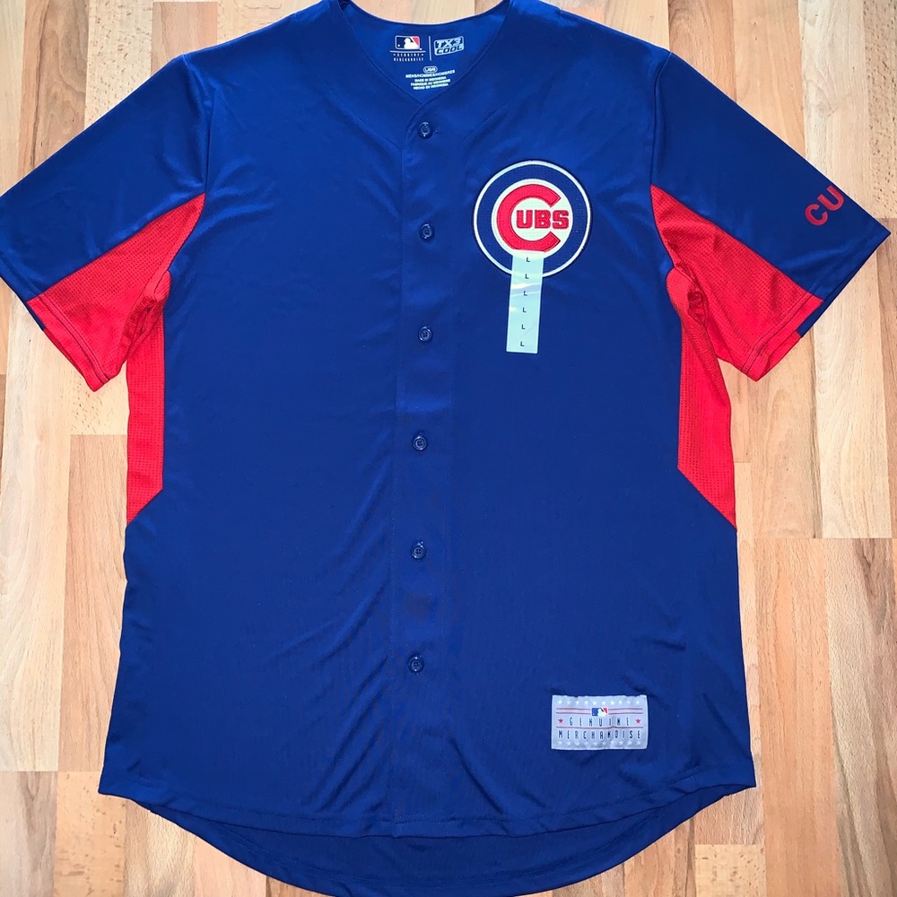 ⚾️ MLB Cubs Button Down Jersey